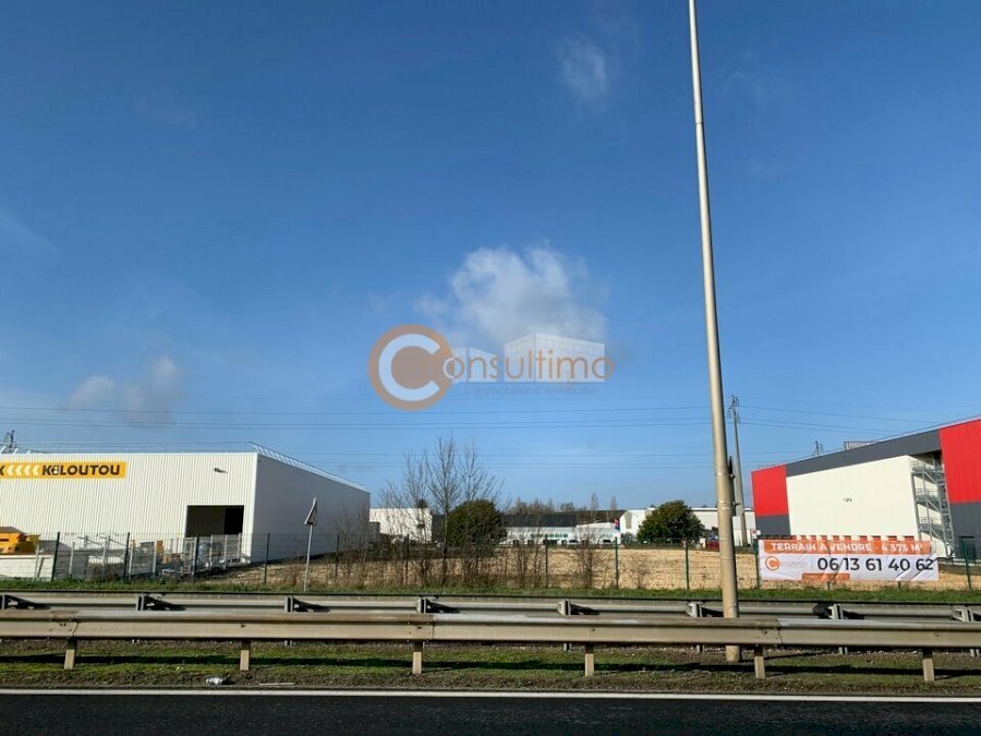 Local d'activité à acheter 1464 m² - Poitiers