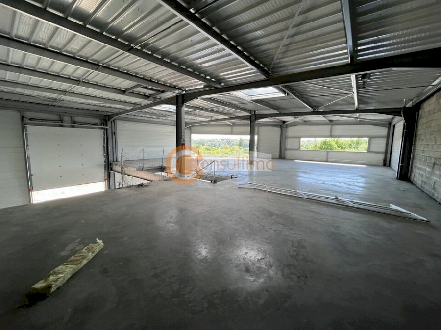 Local d'activité à acheter 1464 m² - Poitiers