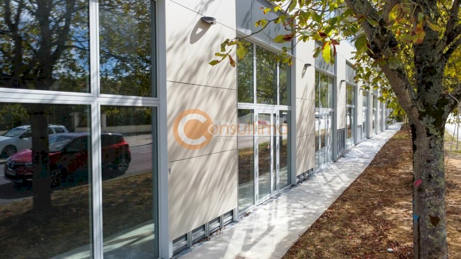 Bureau à acheter 136 m² - Carbon-Blanc