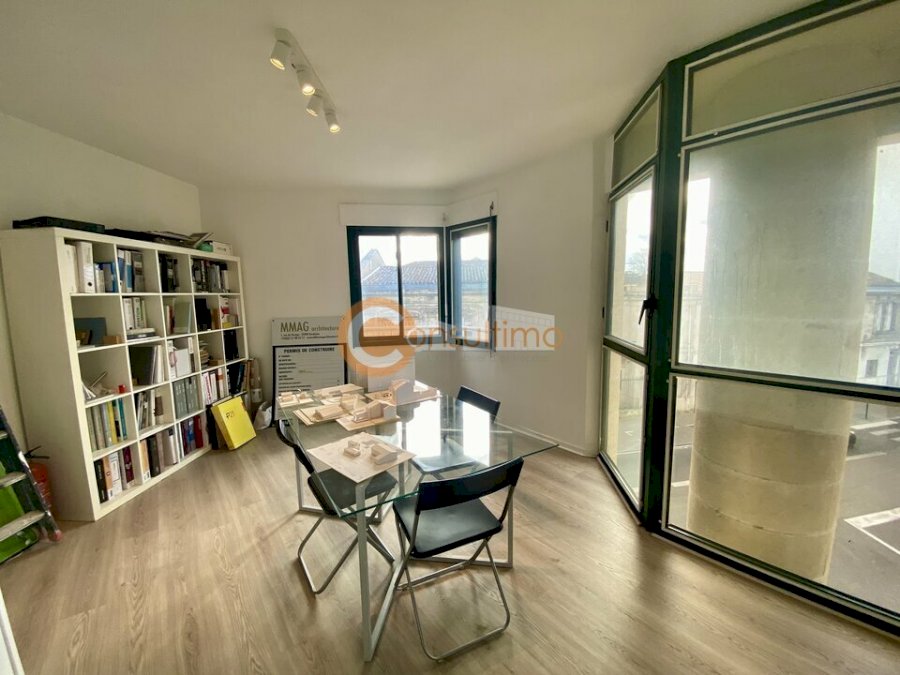 Bureau à acheter 69 m² - Bordeaux