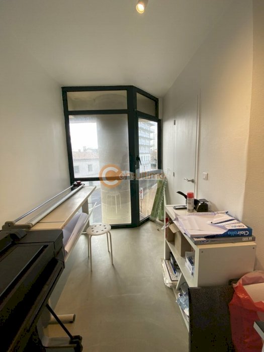 Bureau à acheter 69 m² - Bordeaux