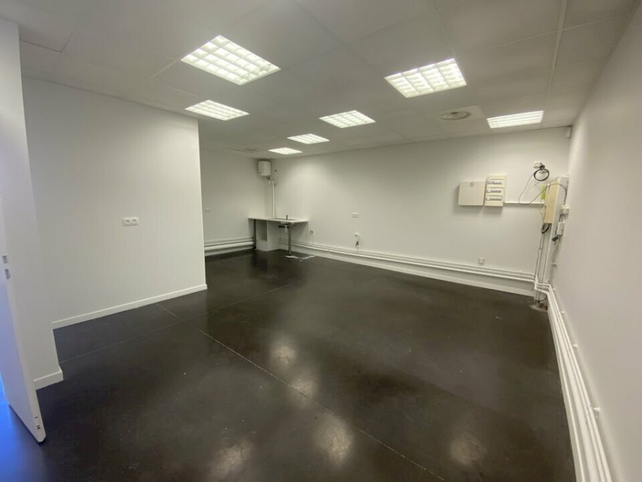 Local commercial à louer 127 m² - Libourne