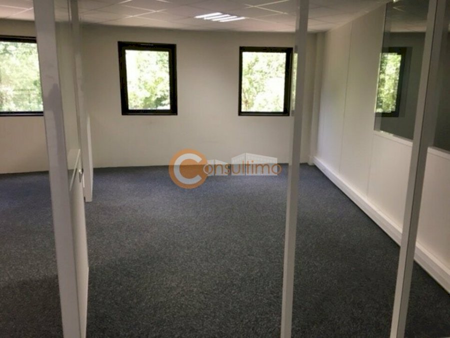 Bureau à louer 488 m² - Mérignac