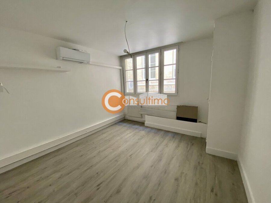 Bureau à louer 126 m² - Bordeaux