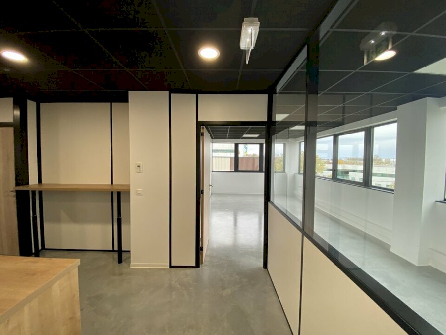 Bureau à louer 30 m² - Artigues-près-Bordeaux