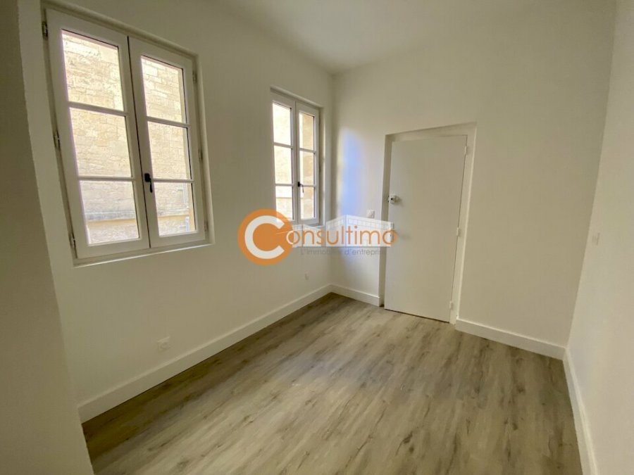 Bureau à louer 126 m² - Bordeaux