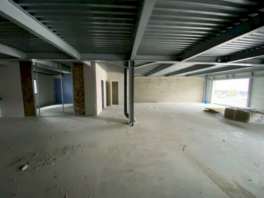 Local d'activité à louer 185 m² - La Teste-de-Buch