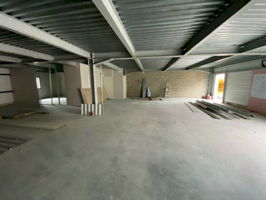 Local d'activité à louer 185 m² - La Teste-de-Buch