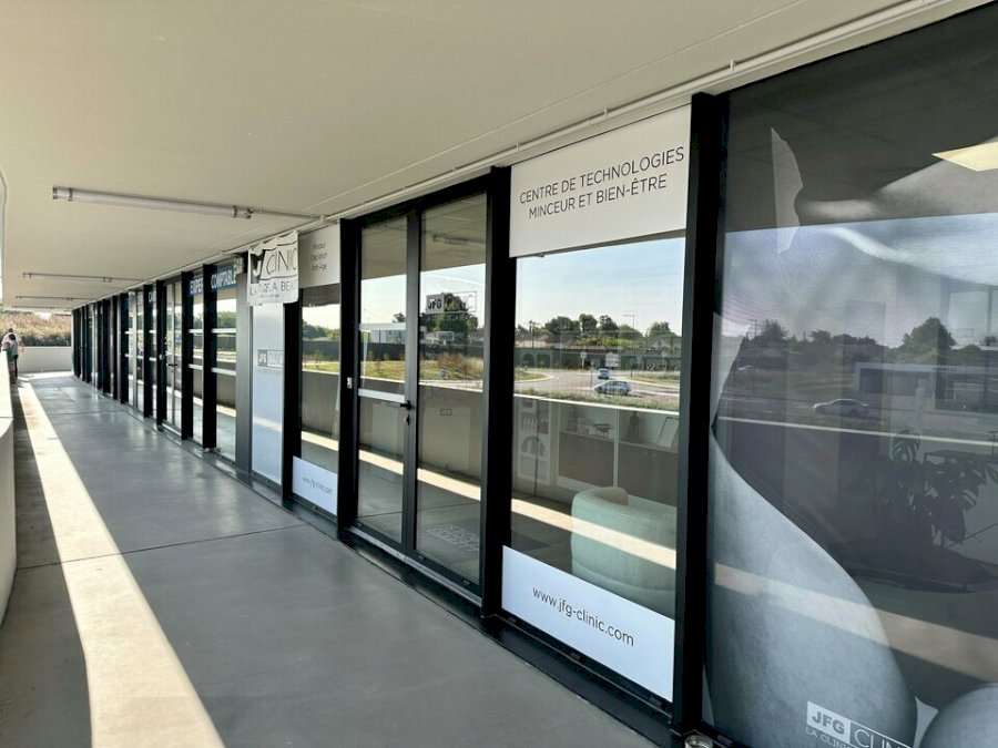 Bureau à acheter 349 m² - Fargues-Saint-Hilaire