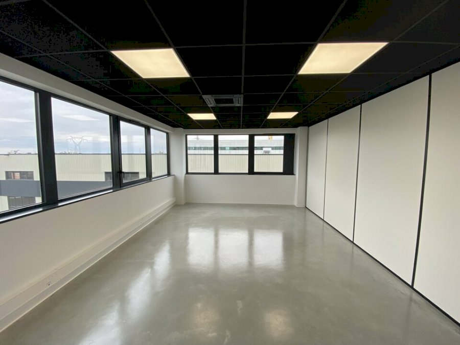 Bureau à acheter 156 m² - Artigues-près-Bordeaux