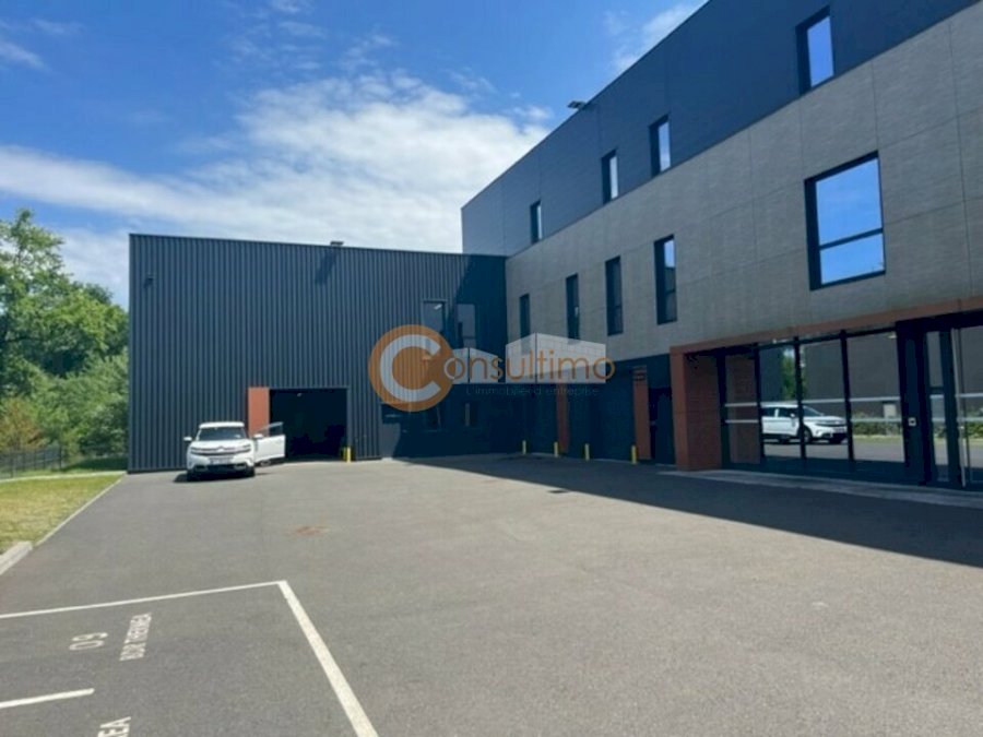 Local d'activité à louer 305 m² - Mérignac