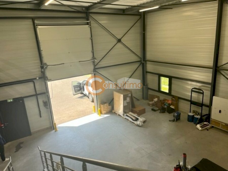 Local d'activité à louer 305 m² - Mérignac