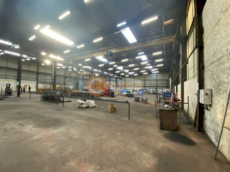 Entrepôt à acheter 3150 m² - Castelculier