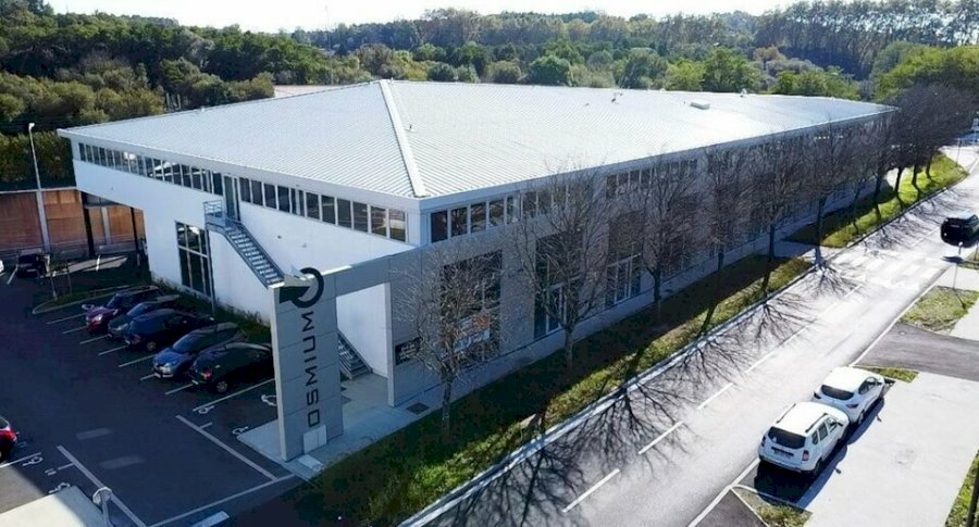 Local commercial à louer 138 m² - Carbon-Blanc