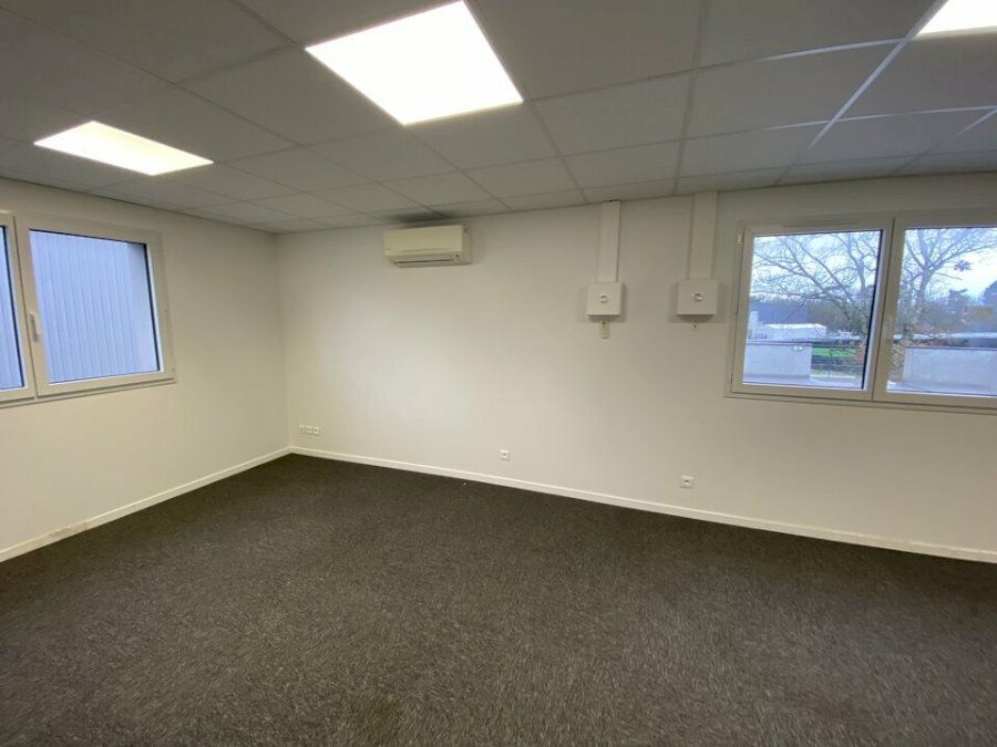 Bureau à louer 34 m² - Pompignac