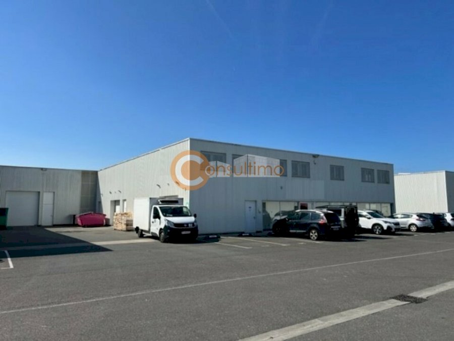 Entrepôt à acheter 1250 m² - Floirac