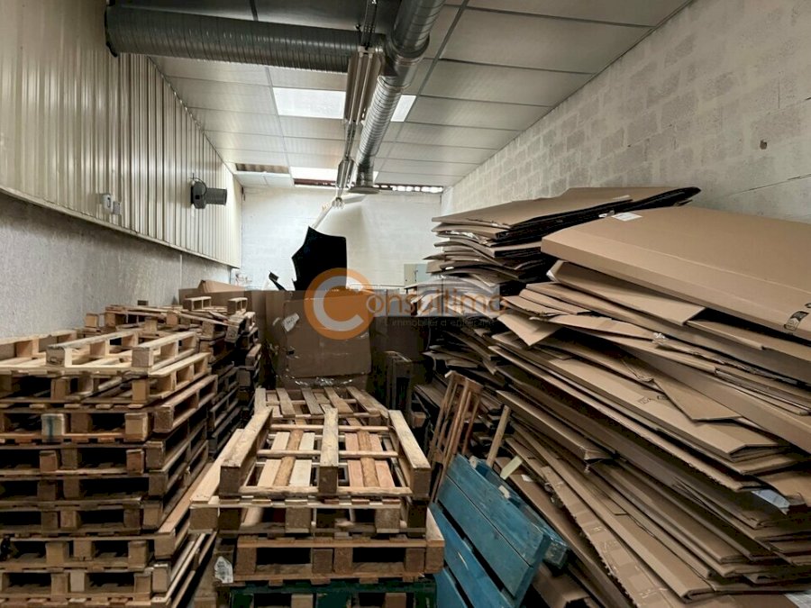 Entrepôt à louer 450 m² - Martillac