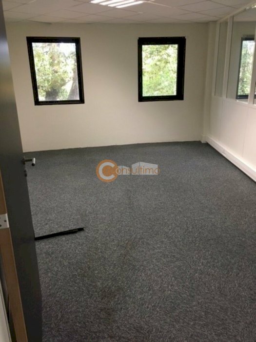 Bureau à louer 488 m² - Mérignac