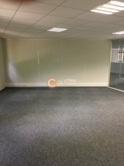 Bureau à louer 488 m² - Mérignac