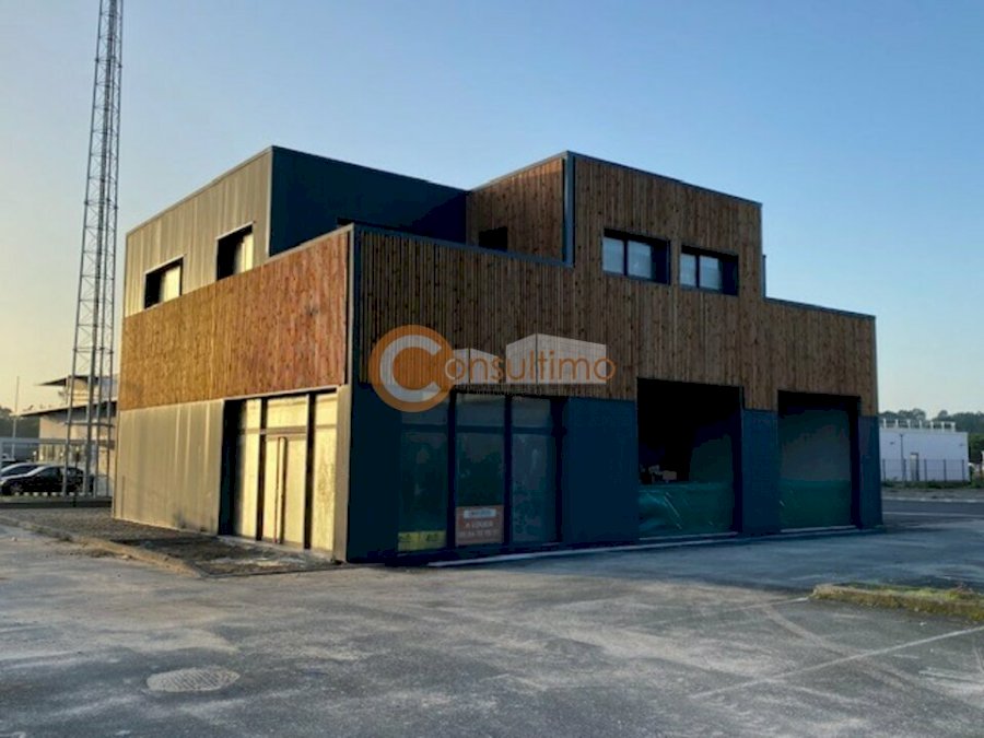 Bureau à louer 176 m² - Biganos