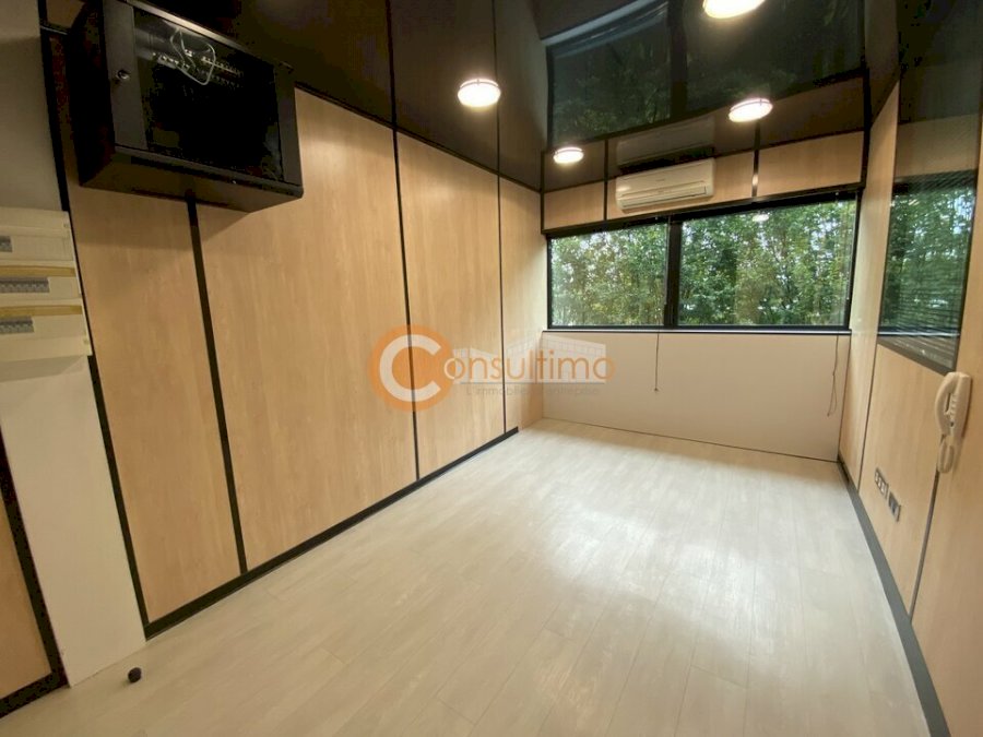 Bureau à louer 42 m² - Cenon