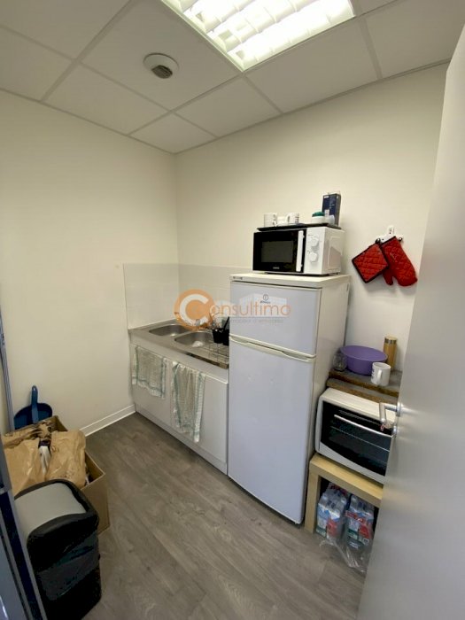 Bureau à louer 179 m² - Pessac
