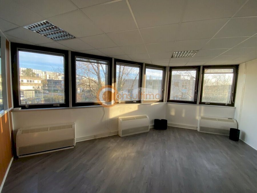Bureau à louer 140 m² - Bruges