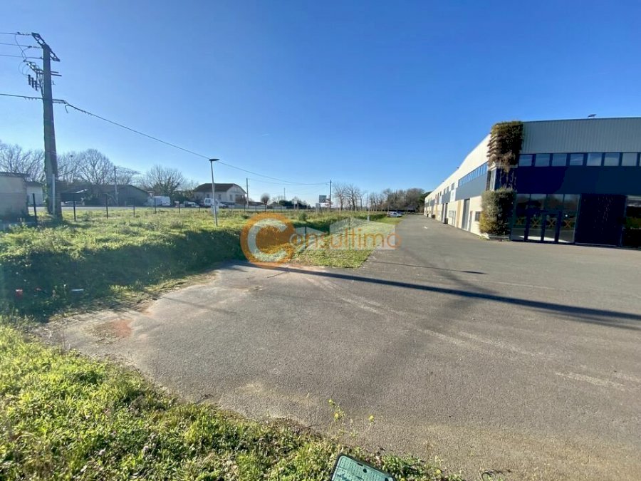 Terrain à acheter 65 m² - Sallebœuf