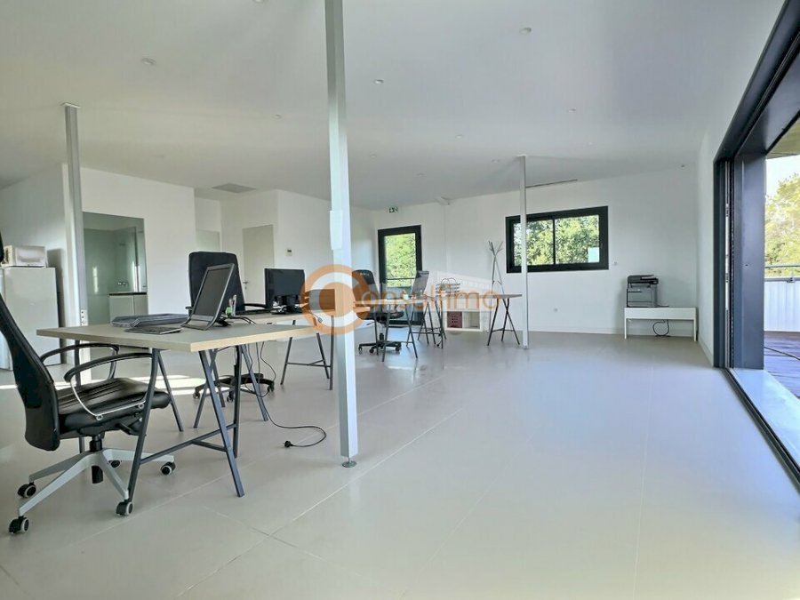 Bureau à louer 81 m² - Andernos-les-Bains