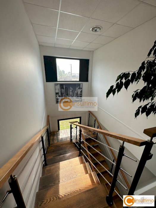 Bureau à acheter 280 m² - Artigues-près-Bordeaux