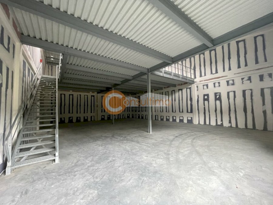 Local d'activité à acheter 367 m² - Sallebœuf