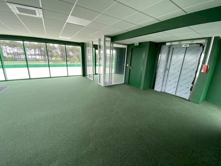 Bureau à acheter 782 m² - Mios