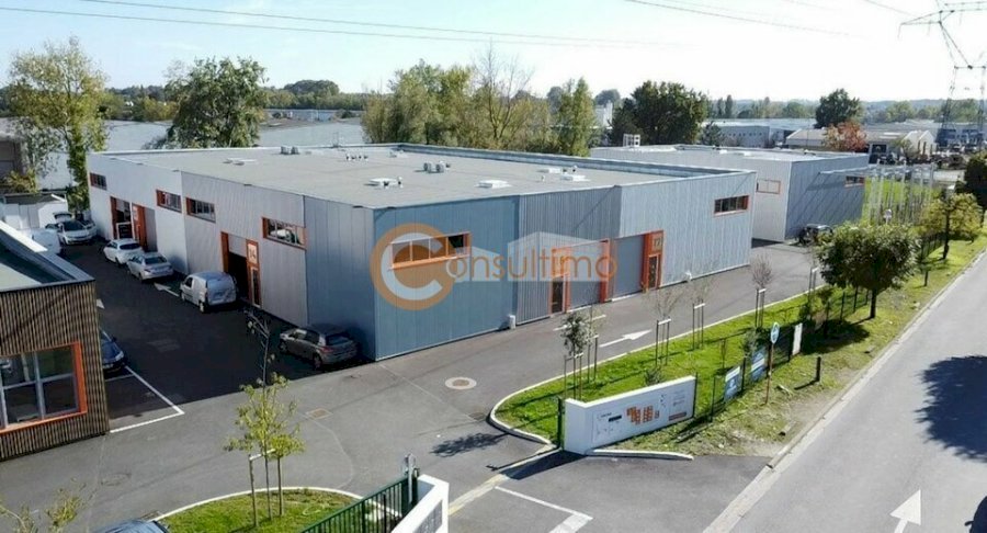 Local d'activité à acheter 258 m² - Carbon-Blanc