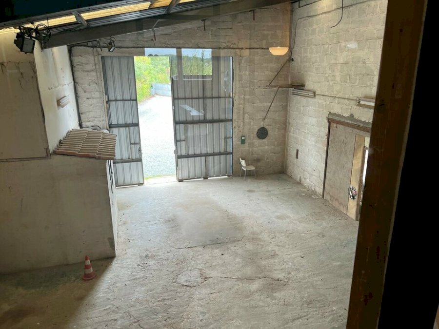 Entrepôt à acheter 857 m² - Sainte-Eulalie