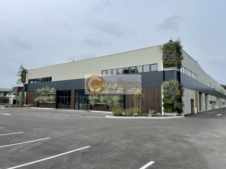 Local d'activité à acheter 521 m² - Sallebœuf
