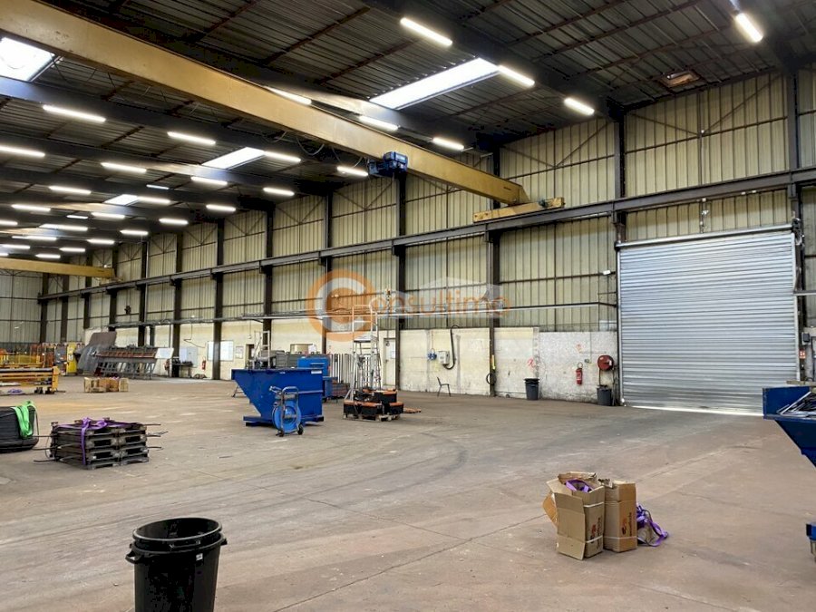 Entrepôt à acheter 3150 m² - Castelculier