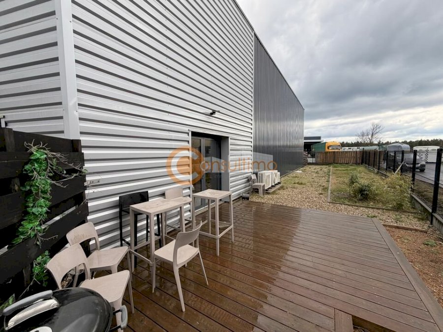 Local d'activité à acheter 750 m² - Le Barp