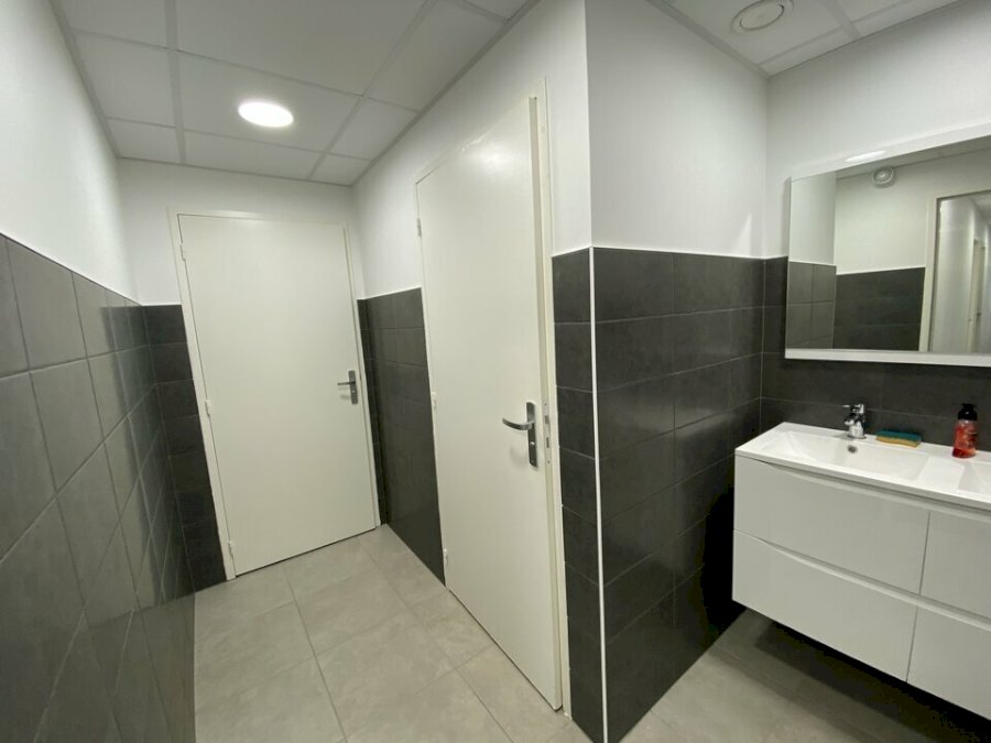 Bureau à louer 34 m² - Pompignac