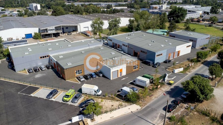 Local d'activité à acheter 410 m² - Carbon-Blanc