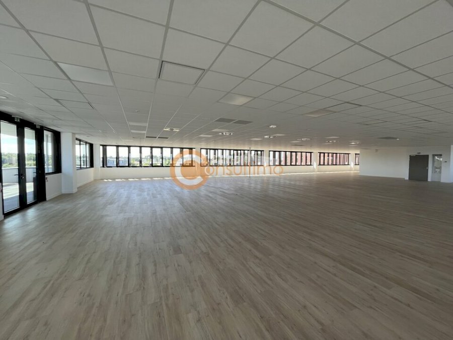 Bureau à louer 500 m² - Mérignac