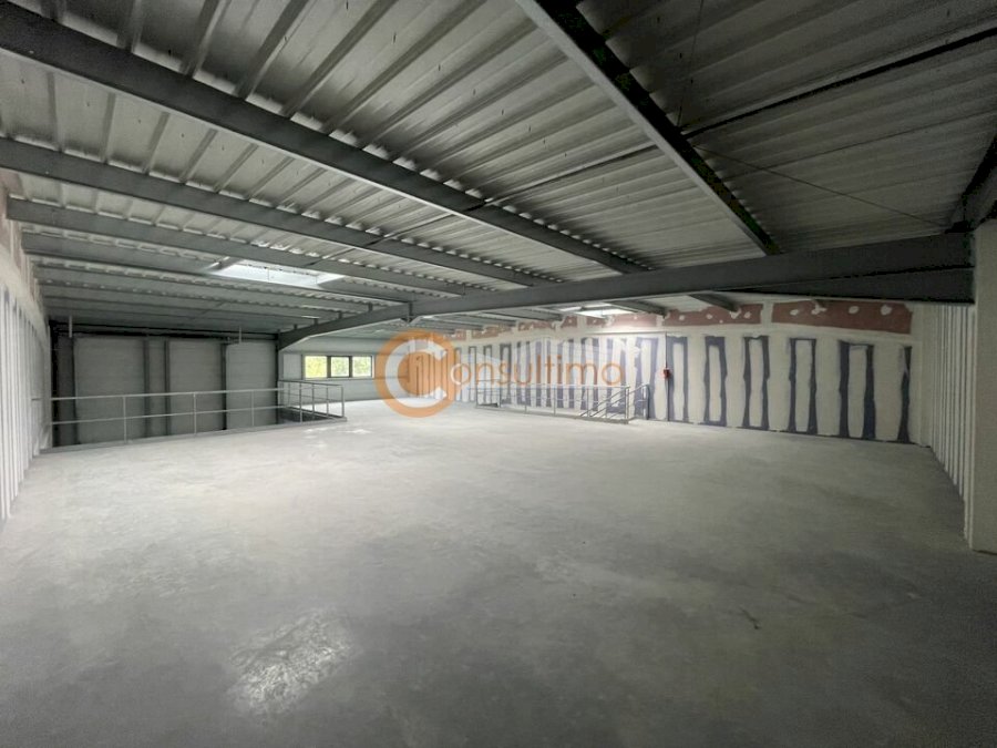 Local d'activité à acheter 367 m² - Sallebœuf