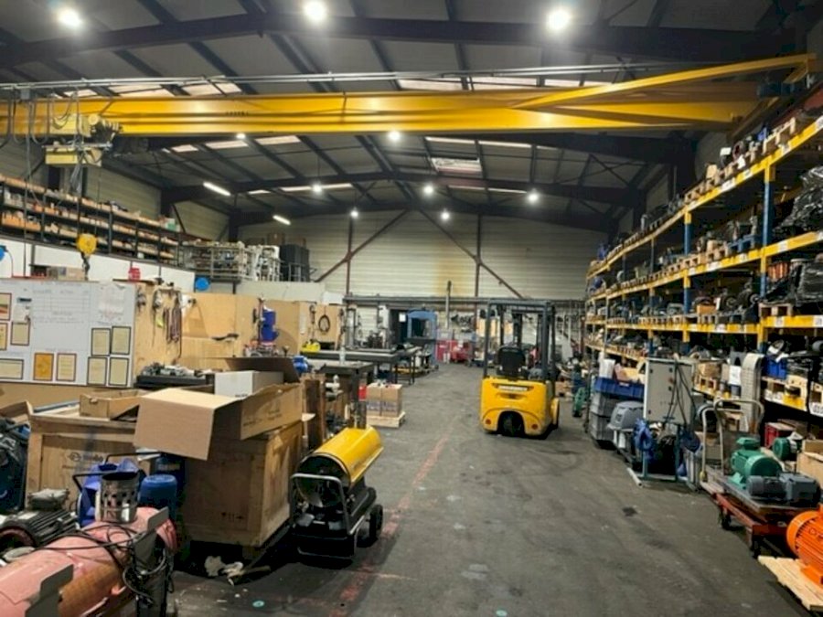 Local d'activité à louer 610 m² - Bordeaux