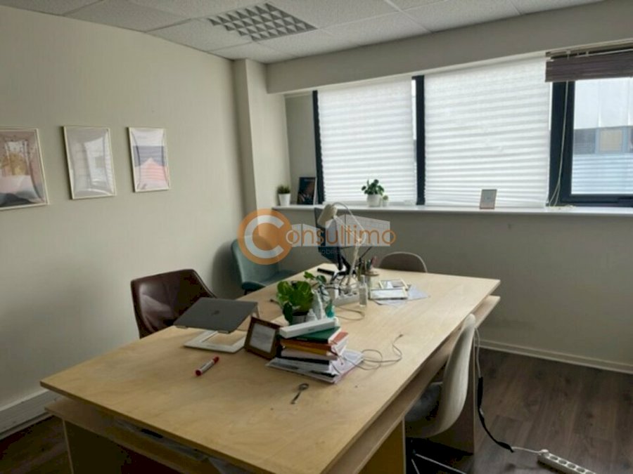 Local d'activité à louer 826 m² - Cenon