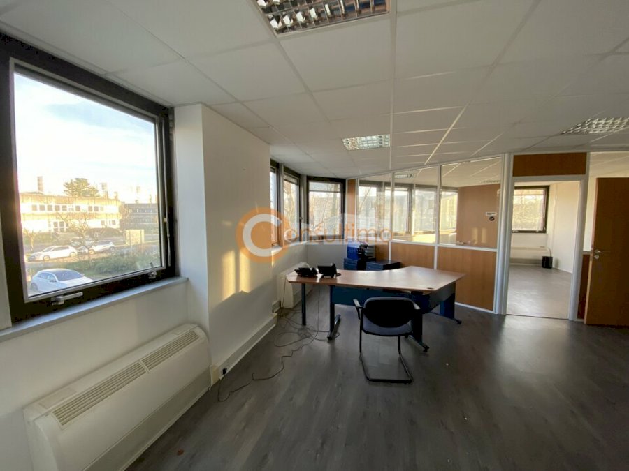 Bureau à louer 140 m² - Bruges