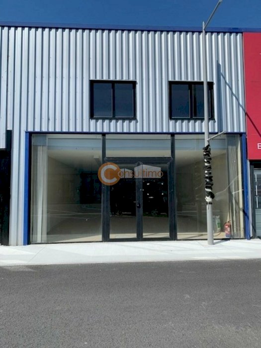 Local commercial à louer 240 m² - La Teste-de-Buch