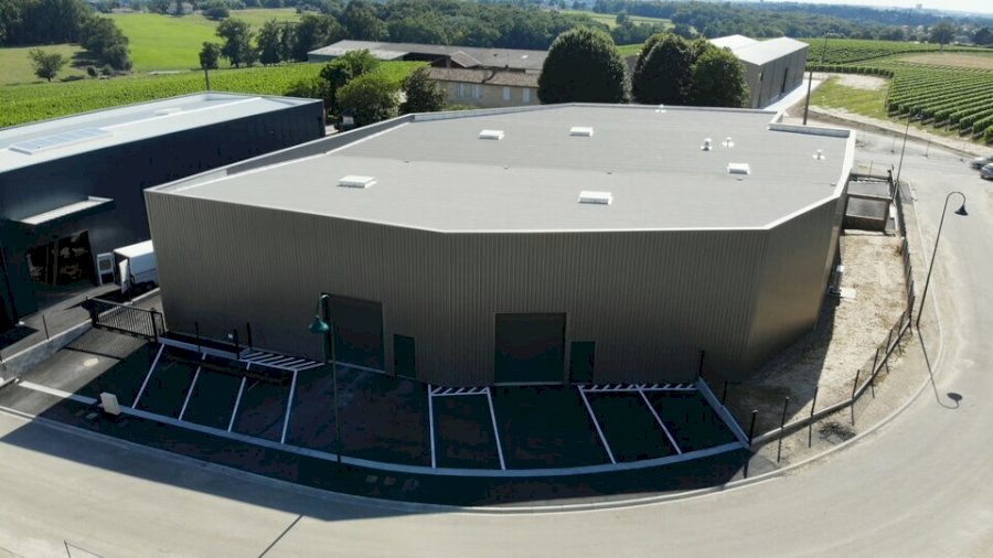 Local d'activité à acheter 1286 m² - Pompignac