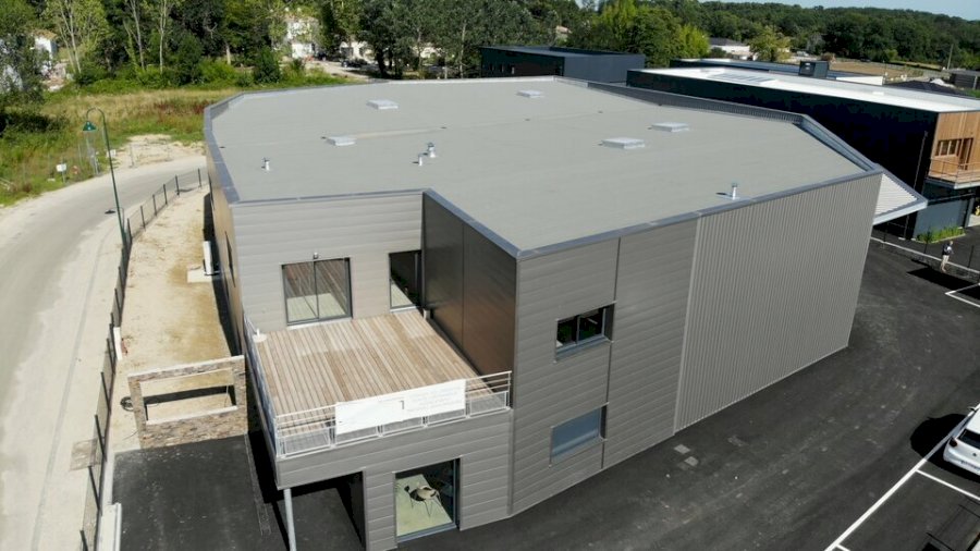 Local d'activité à acheter 860 m² - Pompignac