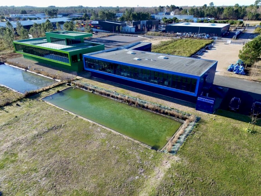 Local d'activité à louer 718 m² - Mios