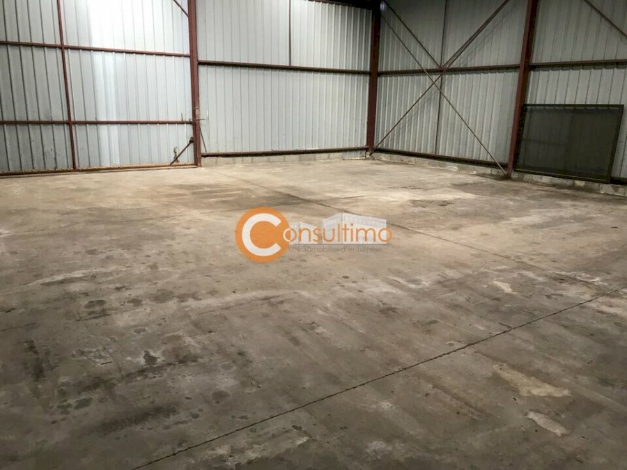 Local d'activité à louer 200 m² - Ambarès-et-Lagrave