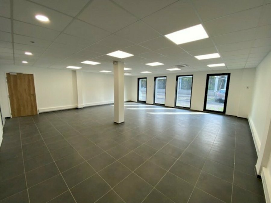 Bureau à louer 96 m² - Cenon